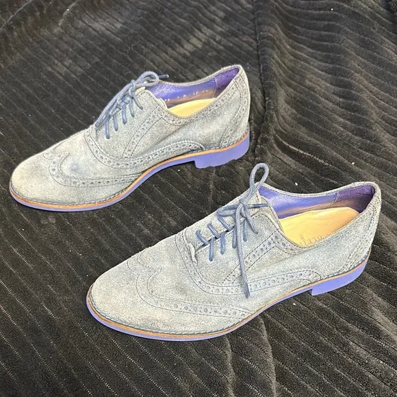 Cole Haan Women’s Alisa Blue Suede Wingtip Oxford Shoes Size 7 EUC