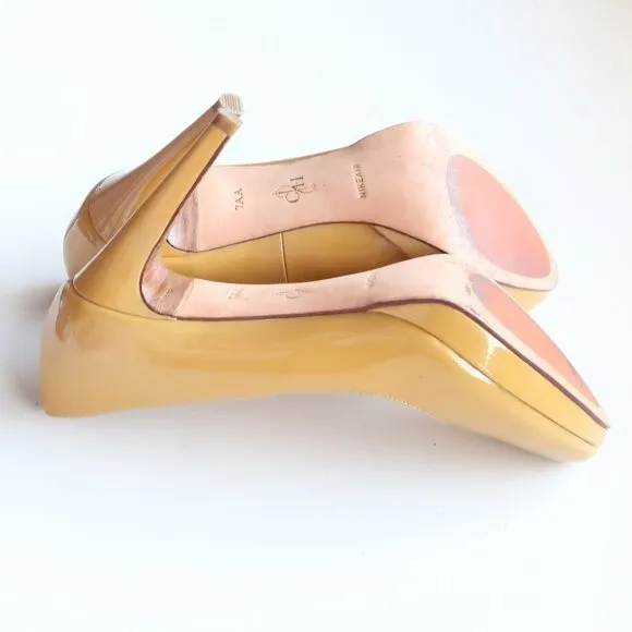 Cole Haan Yellow Patent Leather Platform Heels Pumps Dress Shoes 7 Extra Narrow