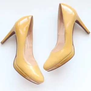 Cole Haan Yellow Patent Leather Platform Heels Pumps Dress Shoes 7 Extra Narrow