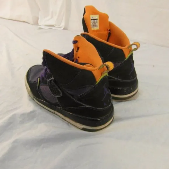 COLLECTIBLE RARE KIDS AIR JORDAN 2012 FLIGHT 45 BASKETBALL SHOES 7 NM30535