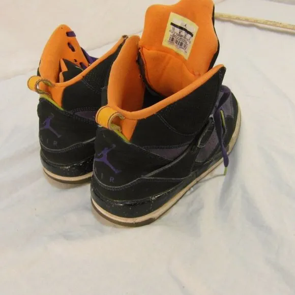 COLLECTIBLE RARE KIDS AIR JORDAN 2012 FLIGHT 45 BASKETBALL SHOES 7 NM30535