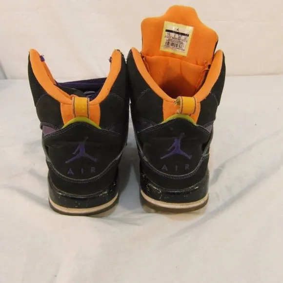 COLLECTIBLE RARE KIDS AIR JORDAN 2012 FLIGHT 45 BASKETBALL SHOES 7 NM30535