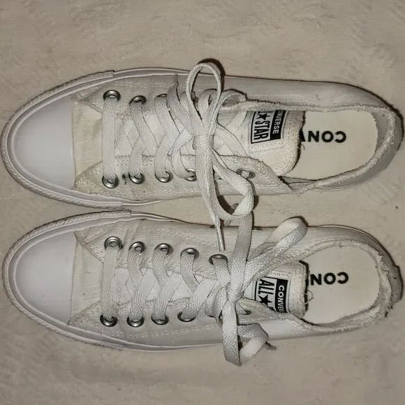 Converse All Star sneakers white lace up canvas rubber soles sz 7