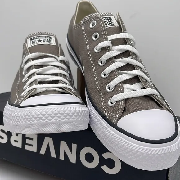 Converse Men's Gray Canvas Sneakers A08631FCTAS OXCLASSIC TAUPE Chuck Taylor