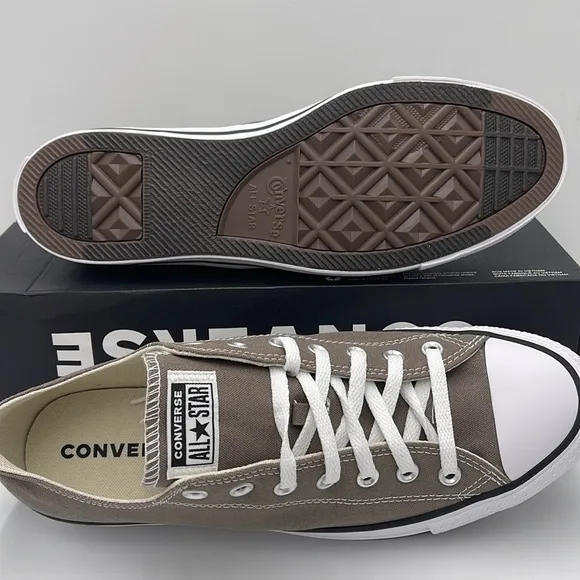 Converse Men's Gray Canvas Sneakers A08631FCTAS OXCLASSIC TAUPE Chuck Taylor