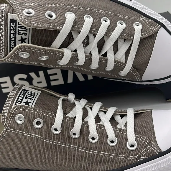 Converse Men's Gray Canvas Sneakers A08631FCTAS OXCLASSIC TAUPE Chuck Taylor