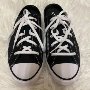 Converse All Star Slip On Shoes - Size 9 - Excellent Condition