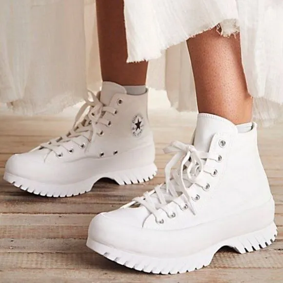 Converse Chuck Taylor All Star Lugged Hi-Top 2.0 Shoes in All White Canvas