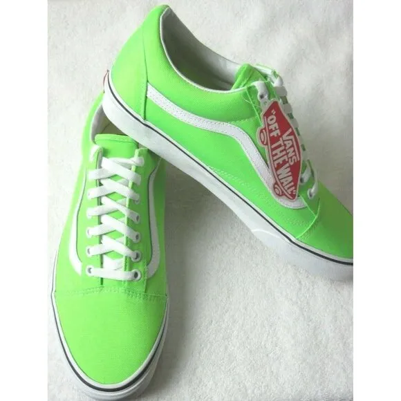 COPY - Vans Women's Old Skool Neon Green Gecko True White Canvas Skate shoes NWT