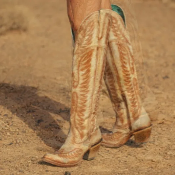 CORRAL BOOTS A4212 - SLEEK BONE COLOREDTALL TOP