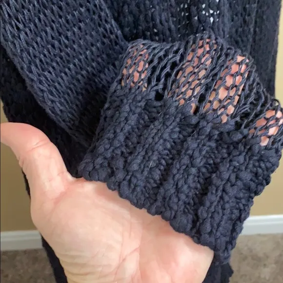 ❄️Crocheted Navy Michael Kors Hi/Lo Cardigan❄️