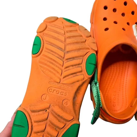 Crocs Carrots by Anwar Boy's Shoes Size: 4