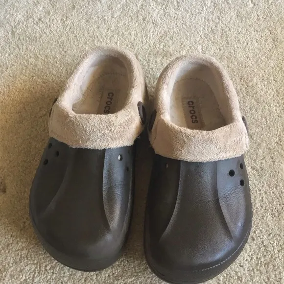 CROCS Classic Mammoth Insulated Fur Lined Clogs Unisex Shoes Slip On