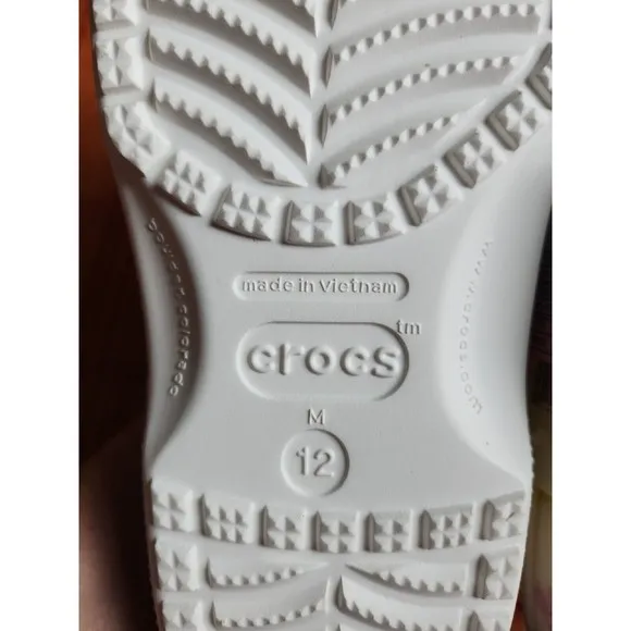Crocs Classic Tie Dye Graphic Clogs Mens 12 Waterproof Shoes 205453-94S NEW