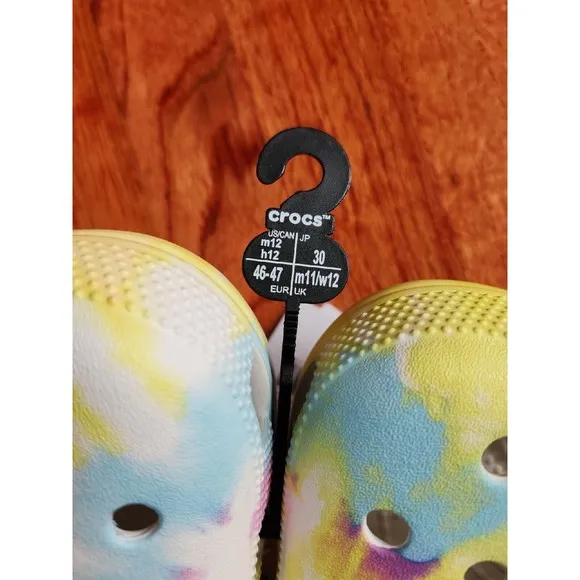 Crocs Classic Tie Dye Graphic Clogs Mens 12 Waterproof Shoes 205453-94S NEW