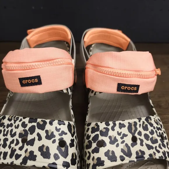 Crocs Hiker Xscape Animal Sandal Clog Khaki Leopard Size M12 New Rare 208611-2BY