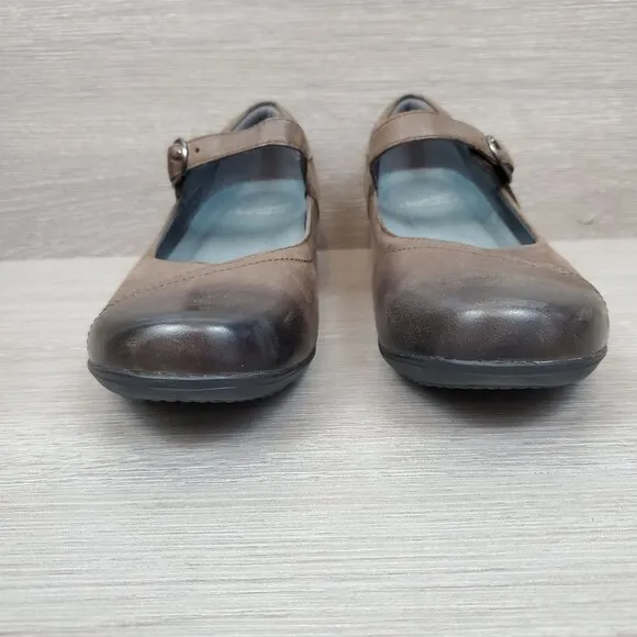 Dansko Fawna Mary Jane comfort shoes