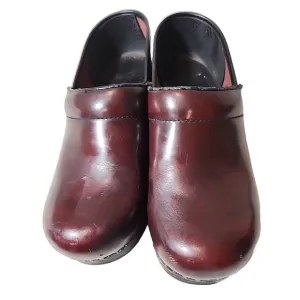 Dansko Leather Professional Clogs Nursing Medical Brown Shoes Womens Size 7.5