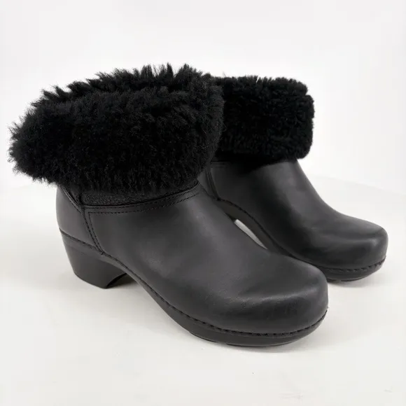 DANSKO | Stormy Shearling Fur Lined Clog Boots in Black Leather | Sz 8.5-9
