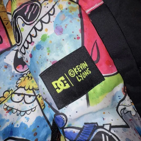 DC x Kevin Lyons Coat Mens XS 10K Black Snowboard Ski Winter Jacket Cartoon RARE