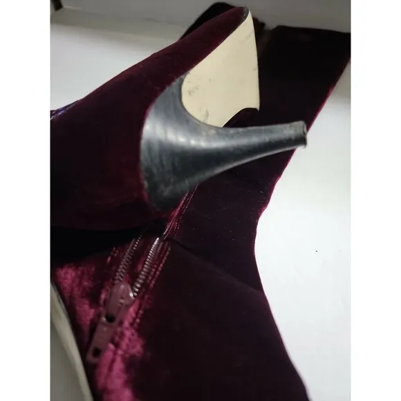 DG2 by Diane Gilman Tall Boots Women 7.5 Velvet Embroidered Bedazzled Zip Up