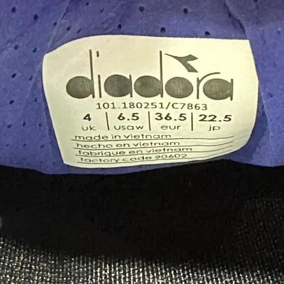 Diadora Mythos Blushield Volo 4 Blue Womens Size 6.5 Athletic Shoes Sneakers