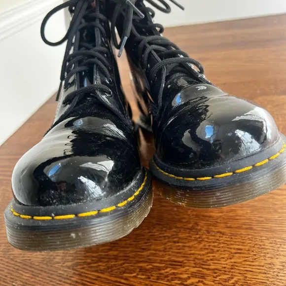 DOC MARTENS 1460 Black Patent Leather Combat Boots Y2K Grunge Air Wair 11