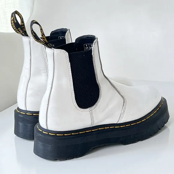 Doc Martens 2976 Quad Platform White Chelsea Boots Women's Size 10 Dr. Martens