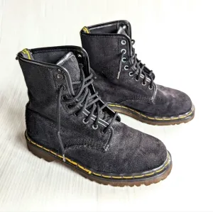 DOC MARTENS Vintage MIE black velvet  lace-up combat boots