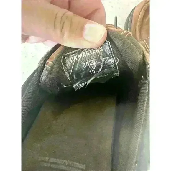 Doc‎ Martins platfom shoes peanut vitage 90 size 10 style code 8A25
