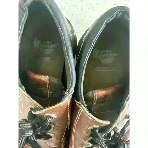 Doc‎ Martins platfom shoes peanut vitage 90 size 10 style code 8A25