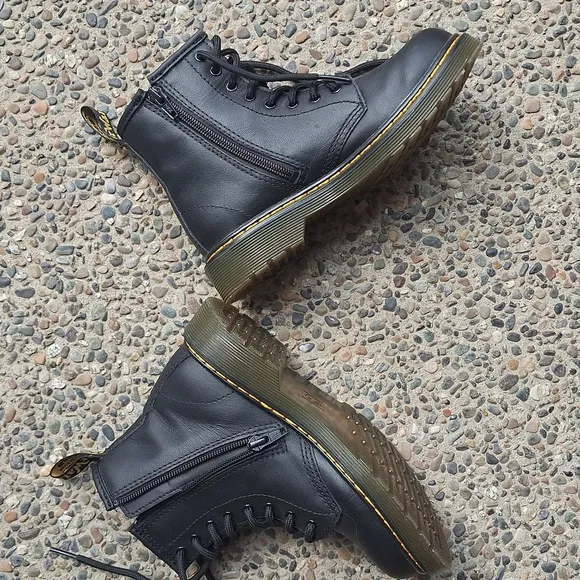 Dr. Martens Kids 1460 8-eye Chukka Military Boots Black Size US 2