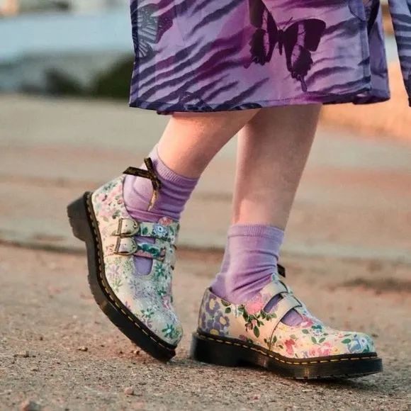 Dr. Martens Mary Jane Floral Mash Up