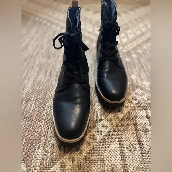 Dr. Scholl’s | Military Inspired Faux Leather Boots | Like New | Size 11