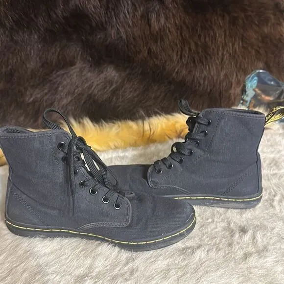 Dr. Martins shoes 6 (4100)