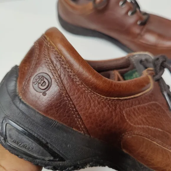 Dunham Men's Leather Brown Lace Up Oxford Shoes
