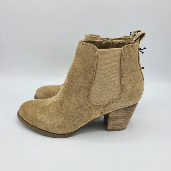 DV By Dolce Vita Collyns Short Bootie Ankle Boot Faux Suede Stone Tan