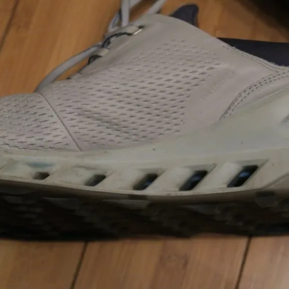 ECCO Biom Cool Pro Gore-Tex Yak Leather Golf Shoe