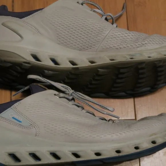 ECCO Biom Cool Pro Gore-Tex Yak Leather Golf Shoe