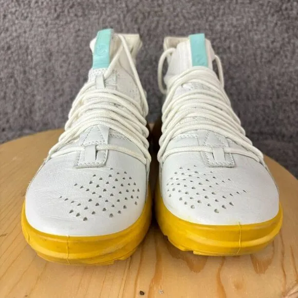 Ecco ST.1 Lite Mid Cut Shoe Womens 8 Yak Leather White Eggshell Sneakers