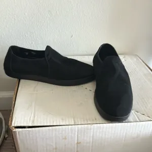 Eileen fisher 8 1/2 slip on shoes