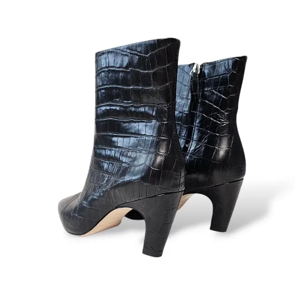Everlane The Short Banana Heel Boot in Black Croc size 8.5