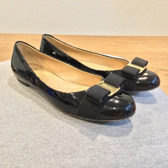 Ferragamo Varina ballerina shoes  SZ 5.5