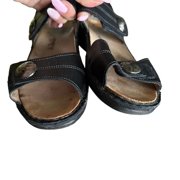 FINN COMFORT ALANYA BLACK VELCRO SANDALS