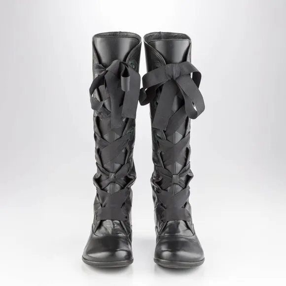 Fluevog - Dana Tall lace-up boot Black - sz 6.5