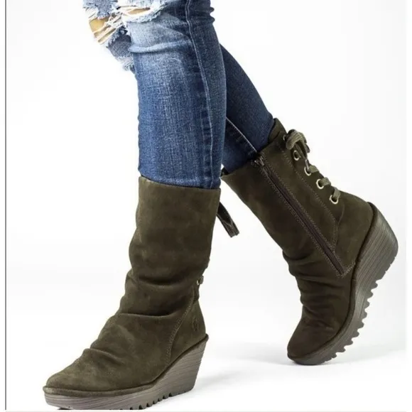 Fly London Yada Green Suede Wedge Boots Size 39 8-8.5 US  Lace back Mid Calf