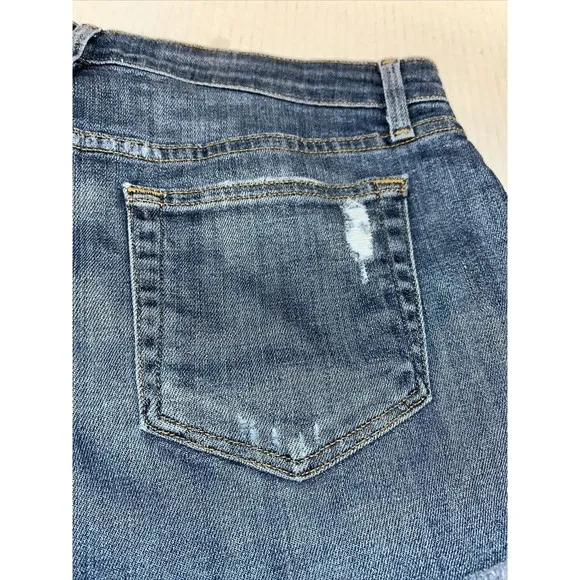 FRAME Denim  Le Grand Garcon Alfred Distressed Shorts Size 25