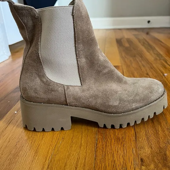 Freda Salvador BROOKE RAIN RESISTANT BOOT
