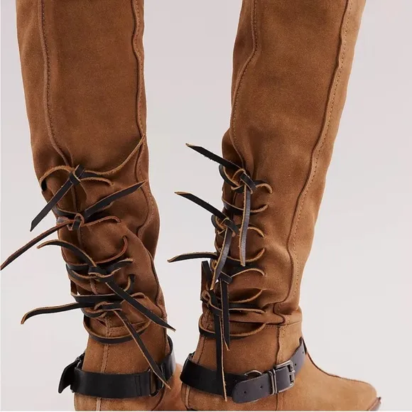 Free People Back-Lace Sway Low Slouchy Suede Boots - Military Taupe Suede NWOB