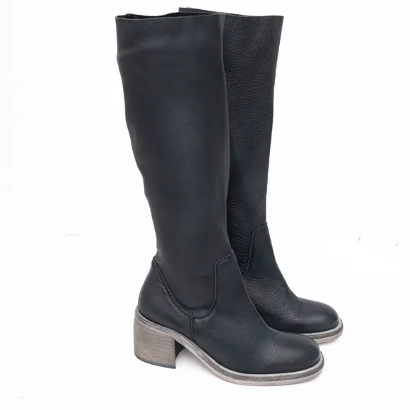 Free People. Essential Tall Slouch Boots. New! Size 7